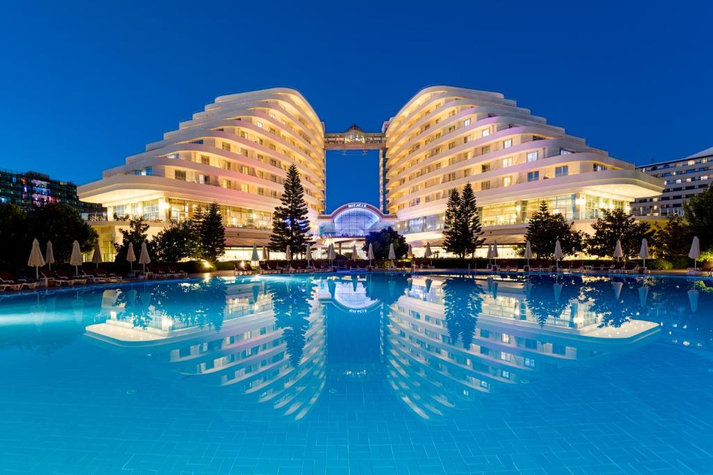 Miracle Resort Hotel, Lara