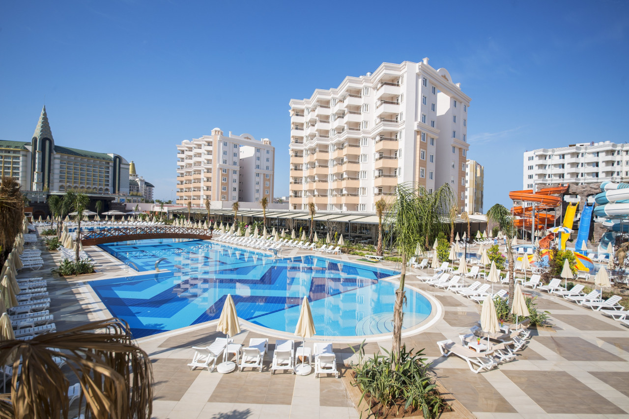 Ramada Resort Lara Hotel